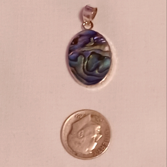 Abalone Shell Pendant in Sterling Silver - Picture 6 of 8